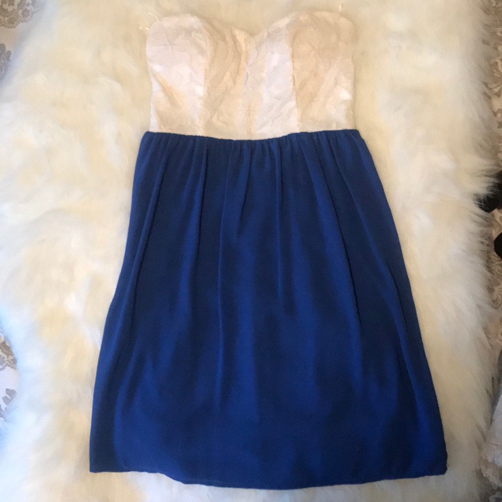 Strapless dress